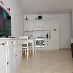 Vista Mare Giardino Ла-Калетта