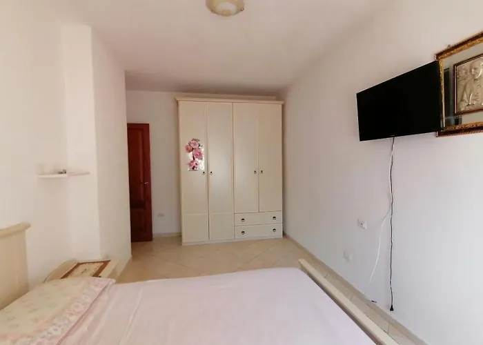 Tatil Evi Vista Mare Giardino *