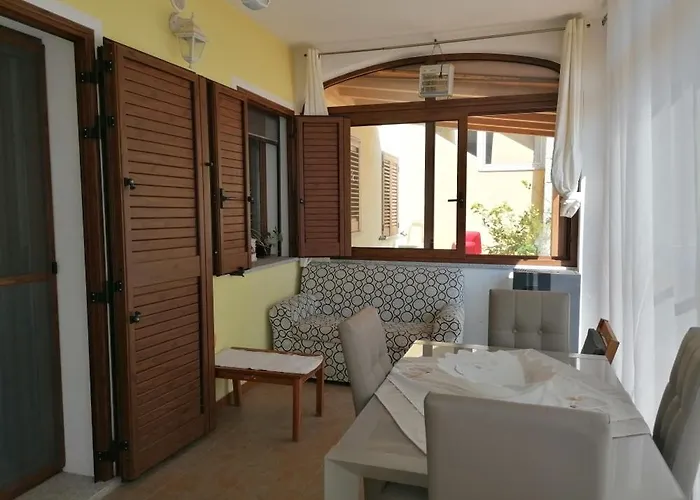 Nyaraló Vista Mare Giardino La Caletta