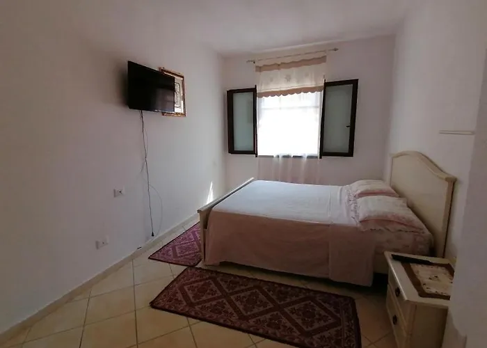 Vista Mare Giardino * La Caletta